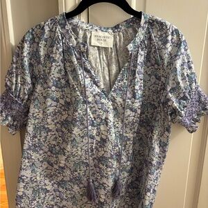 Tuckernuck Hyacinth House Thea Blue   White Smocked Blouse with Tie Front XS EUC
